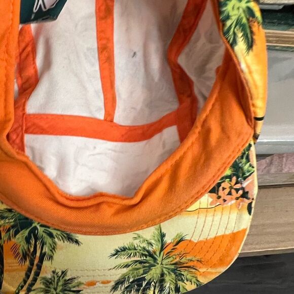 Men’s EUC Chuck Originals Floral Hawaiian adjustable cap. - Picture 6 of 8